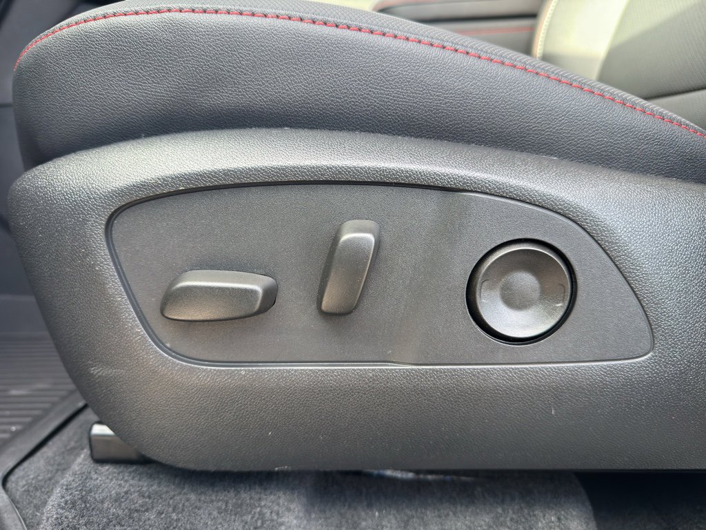 New 2026 Chevrolet Traverse Z71 image 12