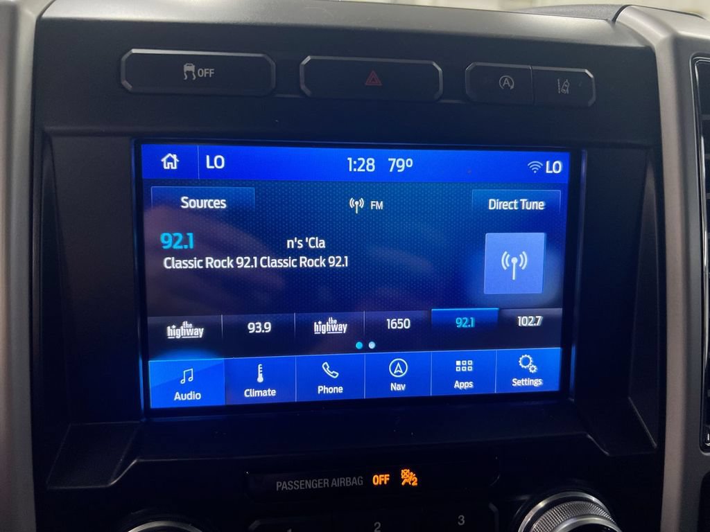 Used 2020 Ford F150 Lariat w/ Equipment Group 502A Luxury AWD/4WD image 14