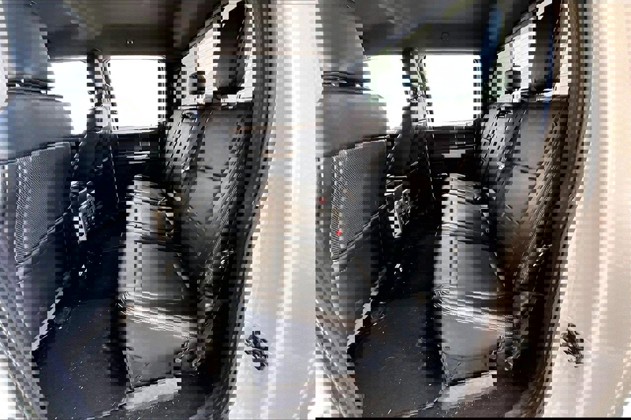 Used 2019 Ford F250 Lariat w/ Chrome Package image 24