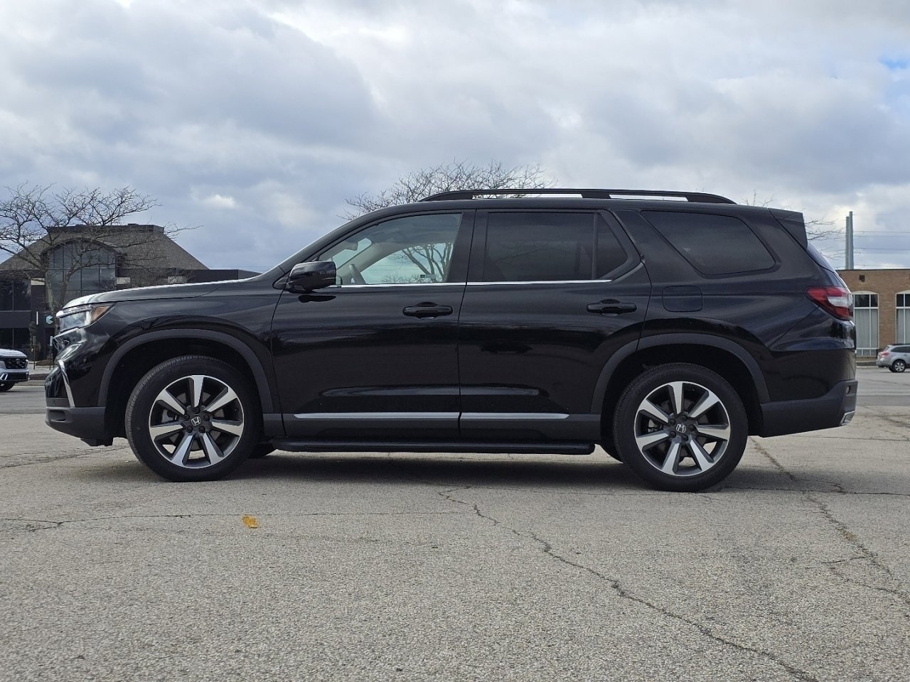 Certified 2024 Honda Pilot Elite image 17