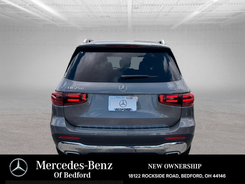 New 2026 Mercedes-Benz GLB 250 4MATIC image 5