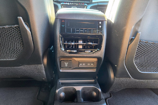 New 2027 Jeep Grand Cherokee L Limited AWD/4WD image 27
