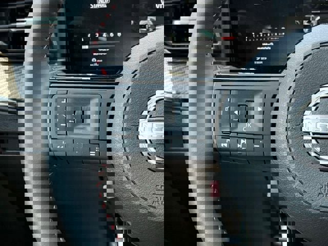 New 2025 Nissan Kicks SR w/ SR Premium Package image 21