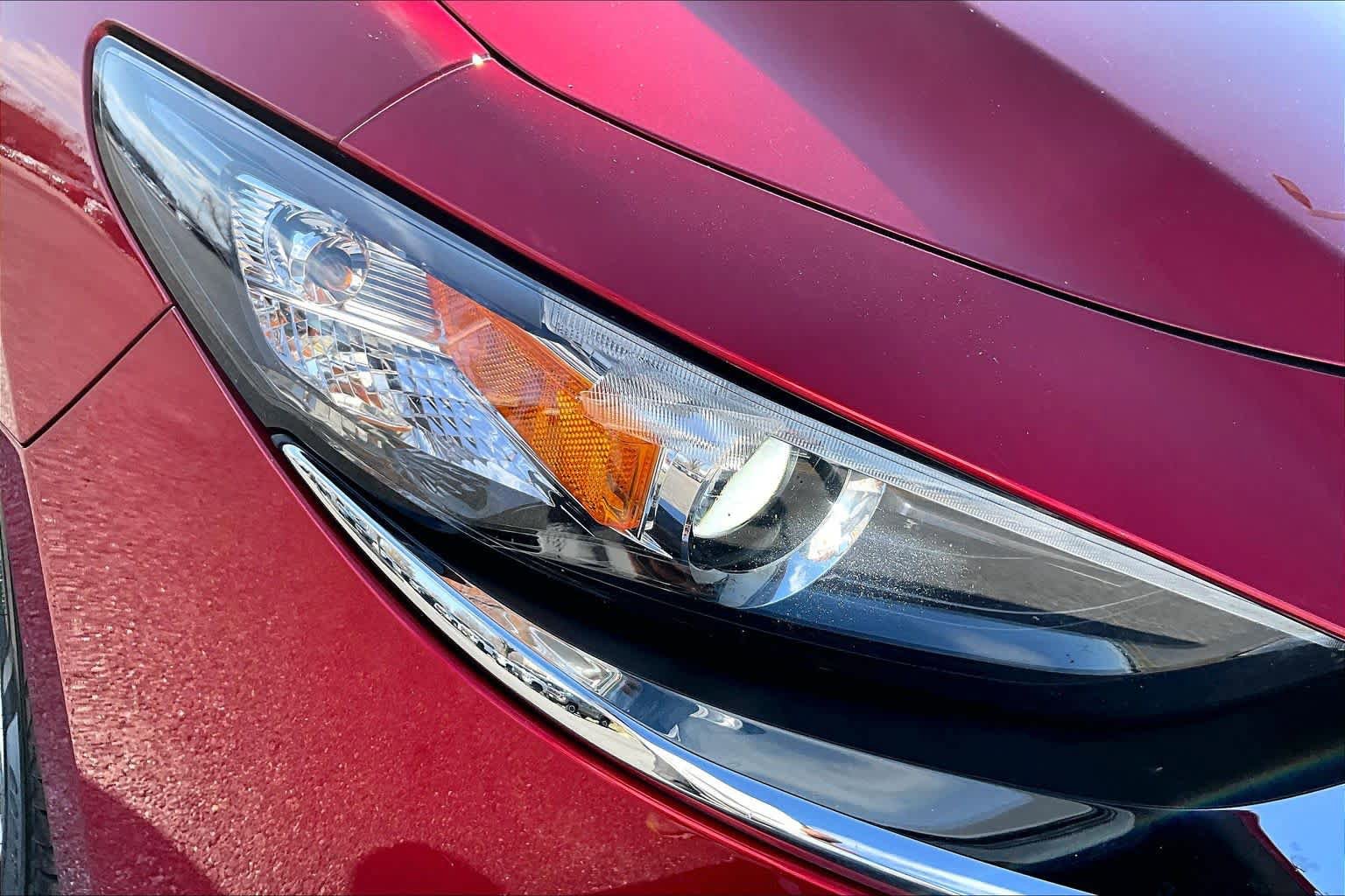 Used 2023 MAZDA MAZDA3 s image 28