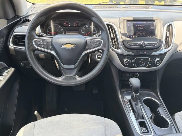 Used 2023 Chevrolet Equinox LS FWD image 23
