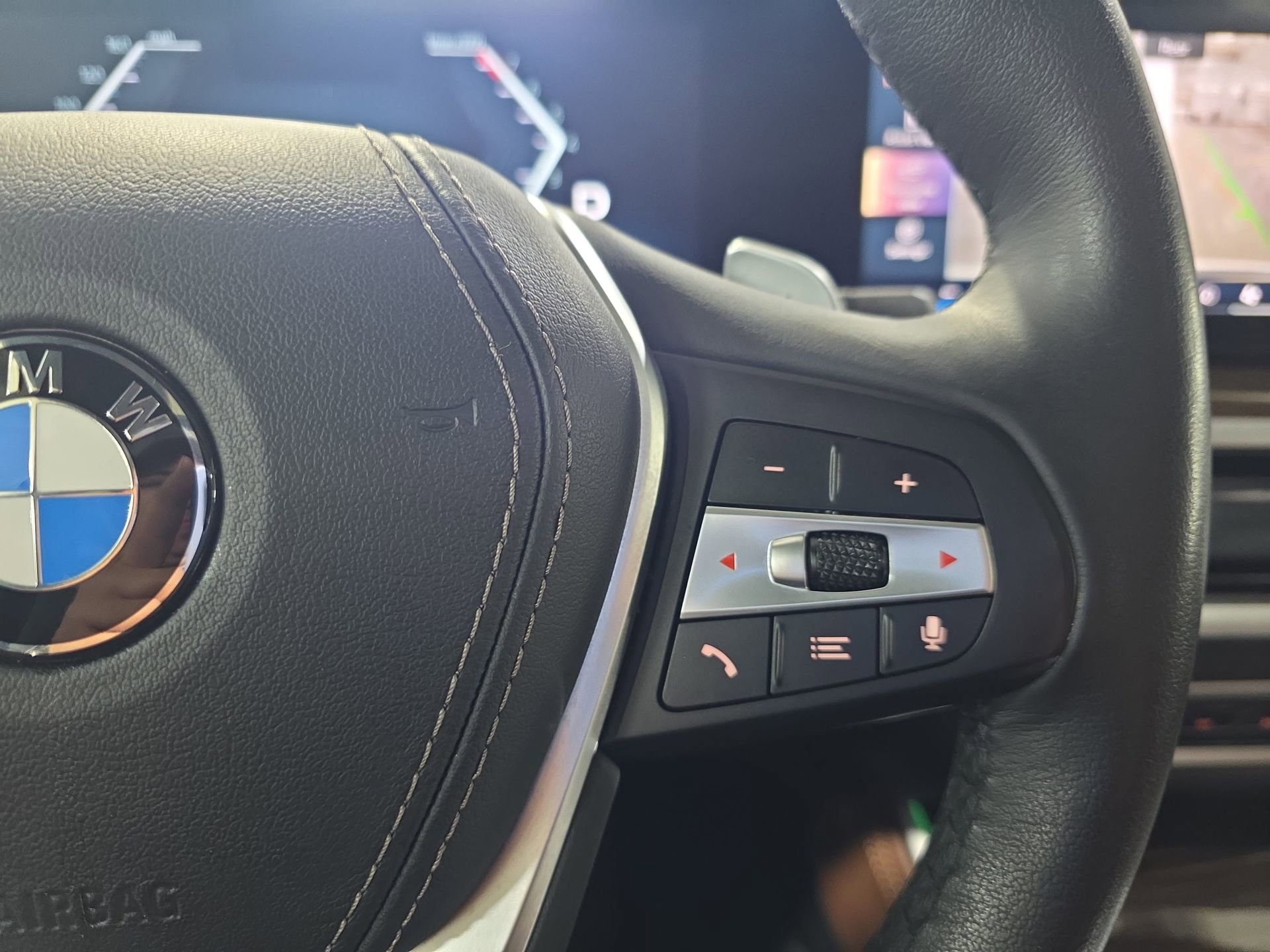 Used 2025 BMW X5 xDrive40i image 18