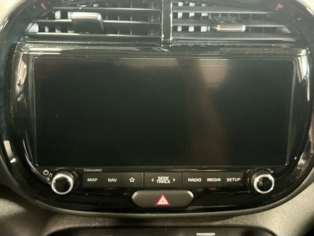 Used 2023 Kia Soul S FWD image 19