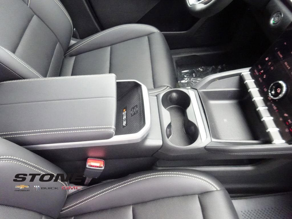 New 2026 GMC Terrain Elevation w/ Elevation Premium Package FWD image 18