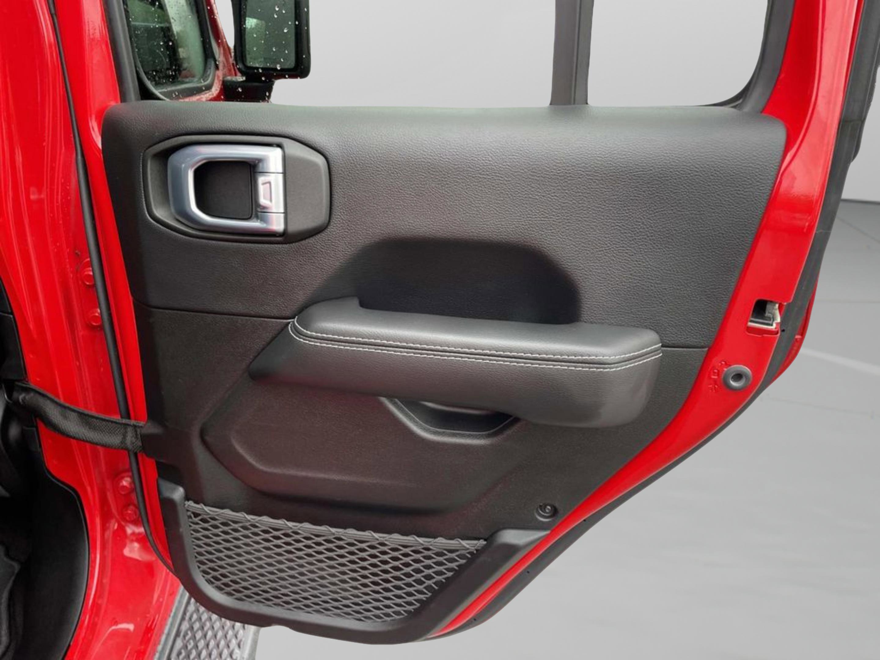 Used 2021 Jeep Gladiator Overland w/ Popular Equipment Package AWD/4WD image 15