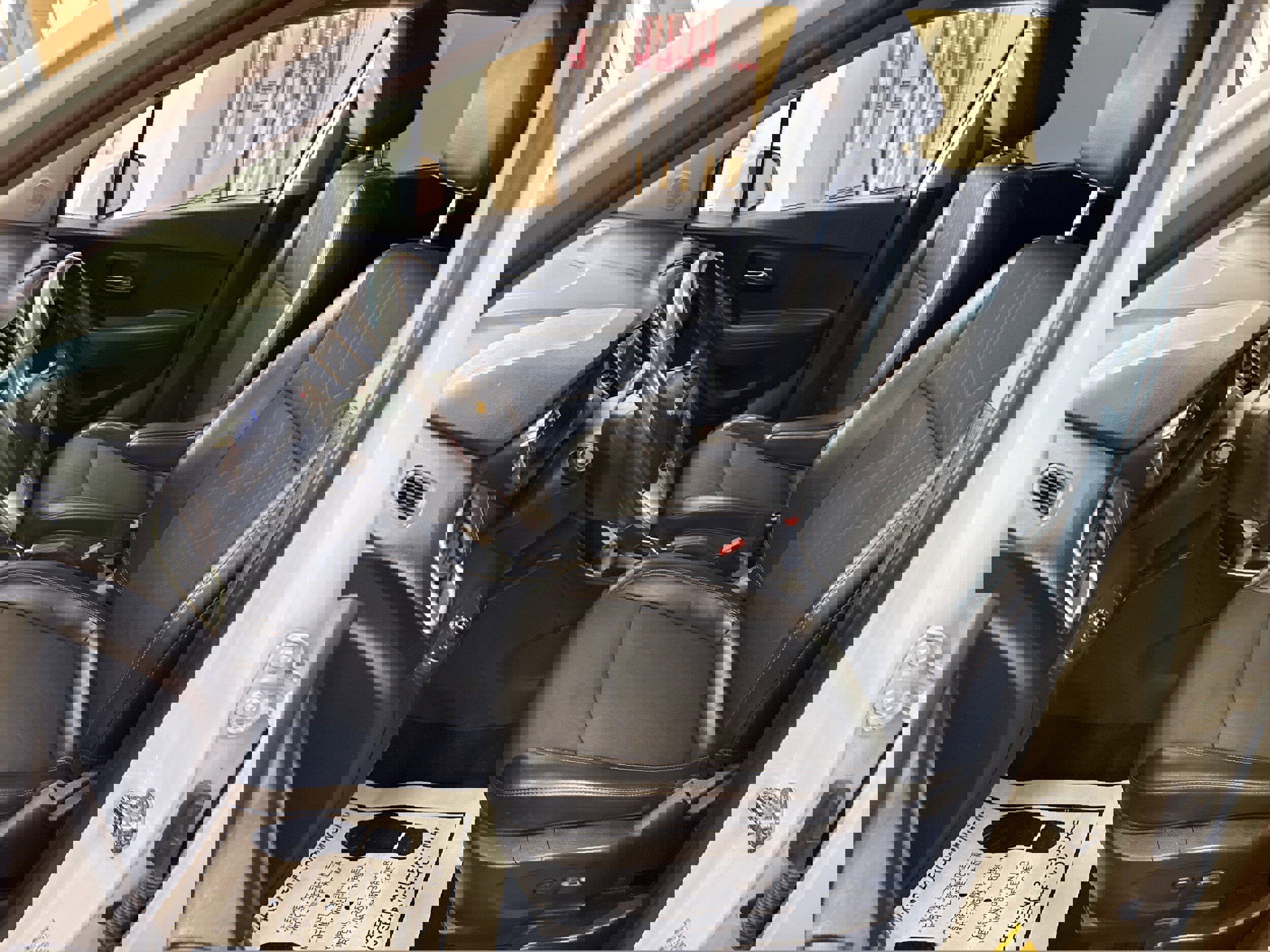 Used 2018 Chevrolet Trax LT w/ LT Convenience Package FWD image 36