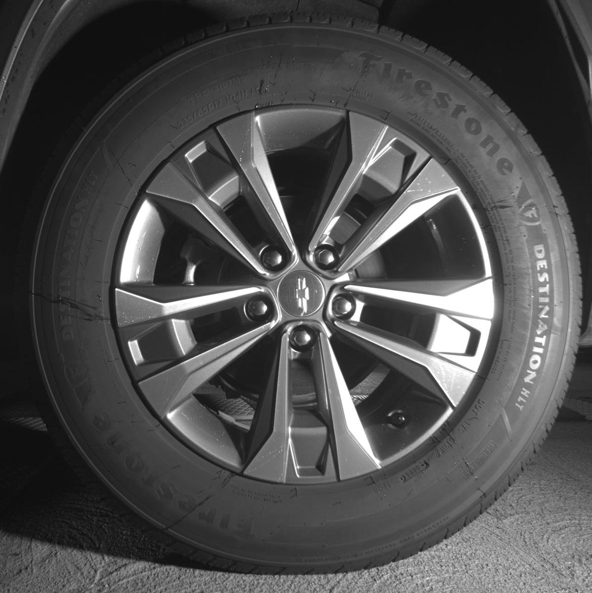 Used 2025 Chevrolet Equinox LT FWD image 11