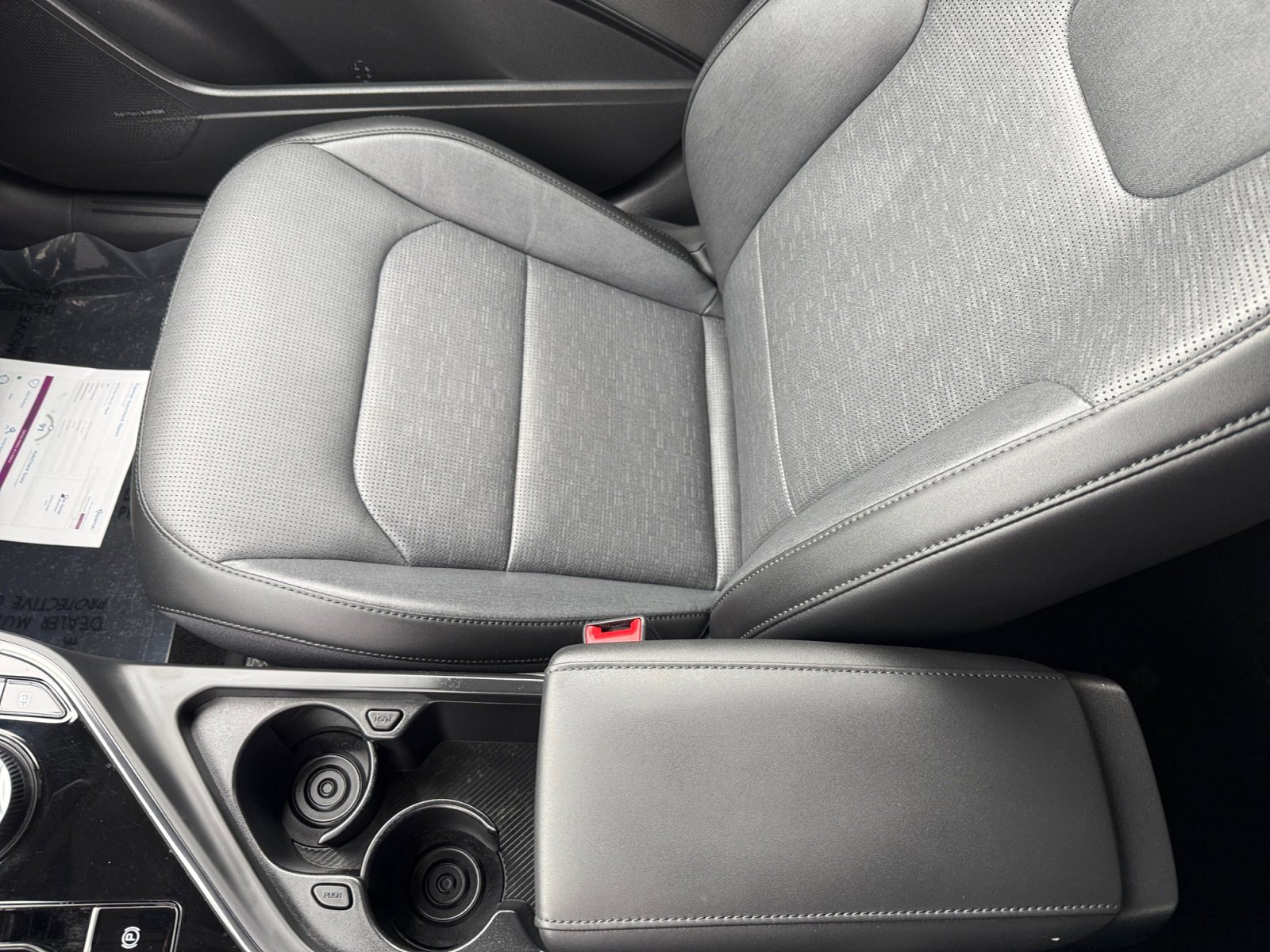 Used 2023 Kia Niro Wave w/ Wave Preserve Package FWD image 14