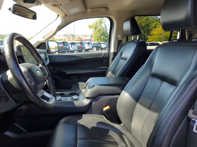 Used 2024 Ford Expedition XLT AWD/4WD image 8