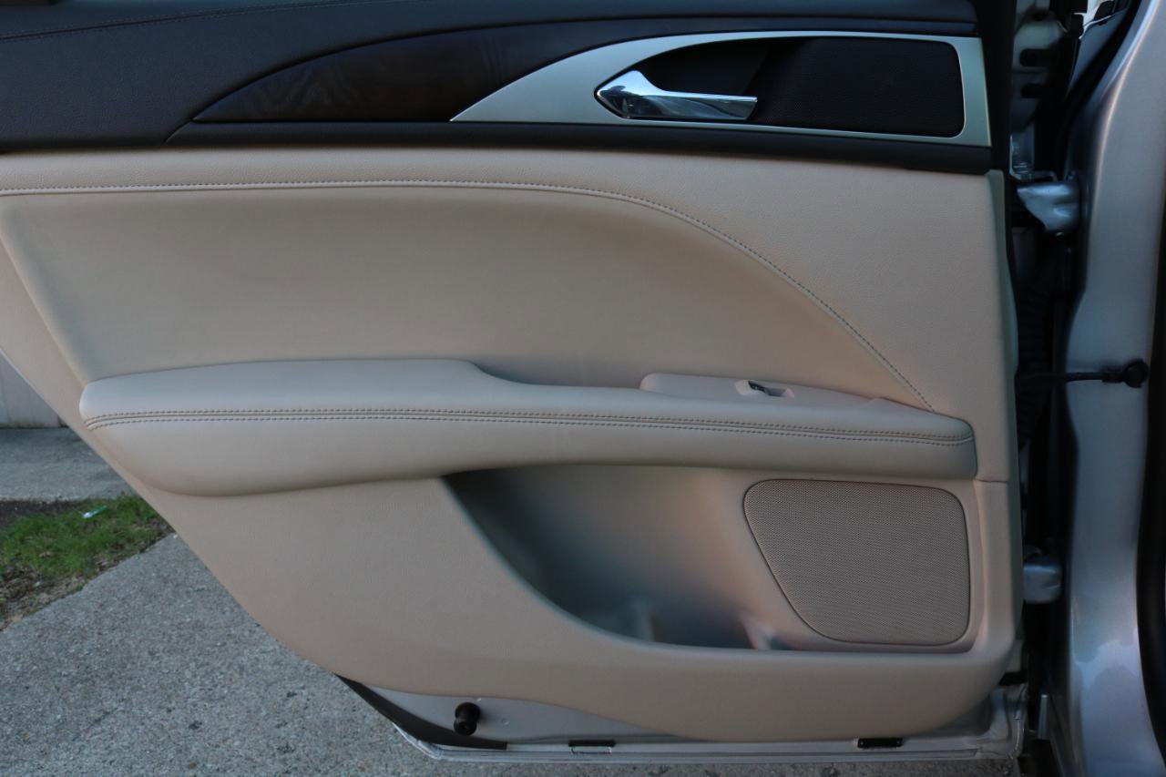 Used 2017 Lincoln MKZ Reserve w/ Technology Package image 36