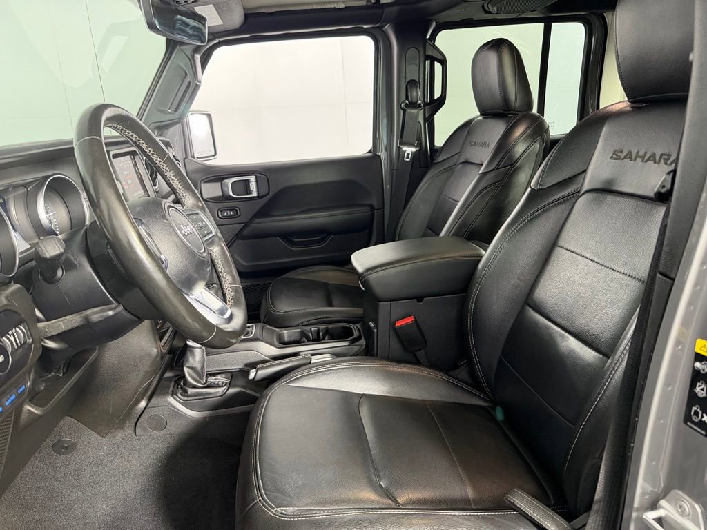 Used 2022 Jeep Wrangler Unlimited Sahara w/ Cold Weather Group image 22