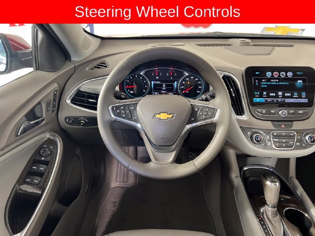 Used 2018 Chevrolet Malibu Premier w/ Premier Sun and Wheel Package FWD image 15