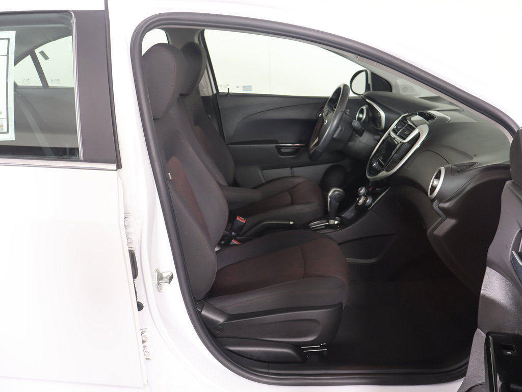 Used 2019 Chevrolet Sonic LT w/ Convenience Package FWD image 29
