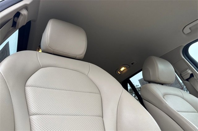 Used 2022 Mercedes-Benz GLC 300 image 20