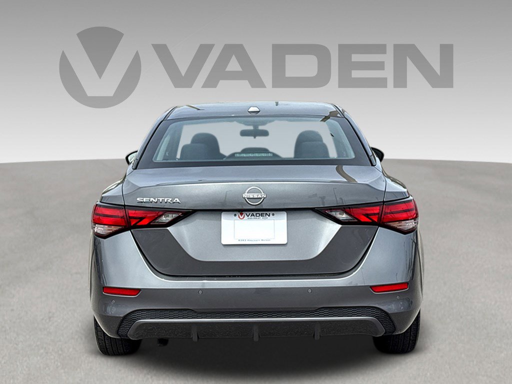 Used 2025 Nissan Sentra SV image 18