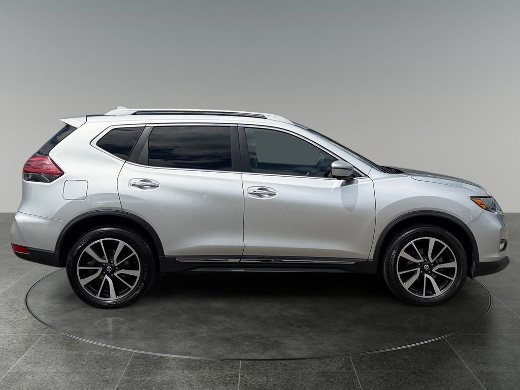 Used 2019 Nissan Rogue SL AWD/4WD image 10