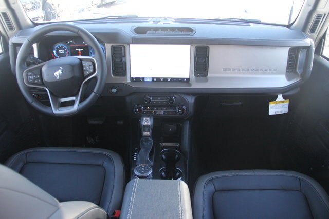 New 2026 Ford Bronco Outer Banks w/ Sasquatch Package AWD/4WD image 12