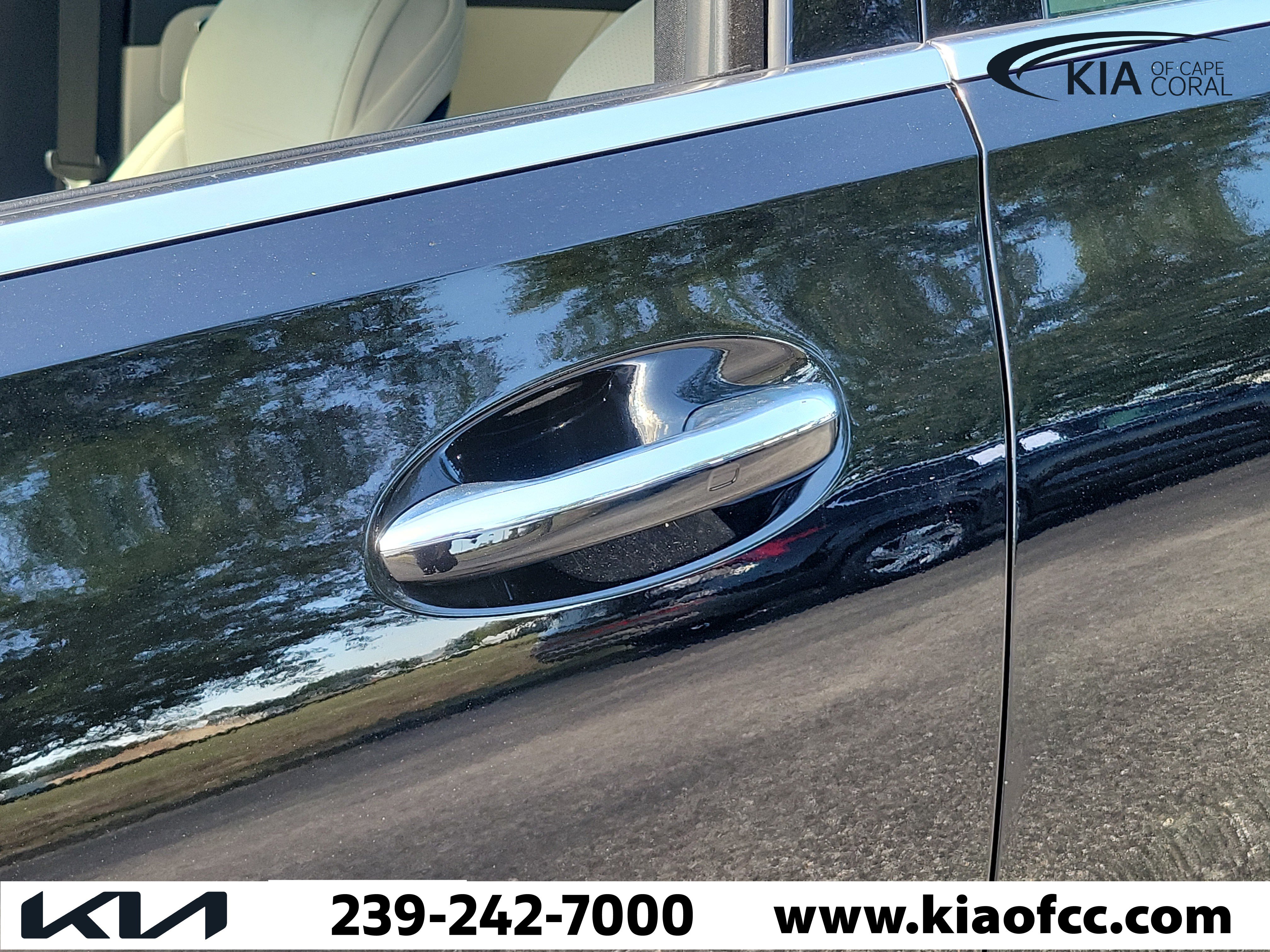 Used 2022 Mercedes-Benz C 300 4MATIC Sedan image 11