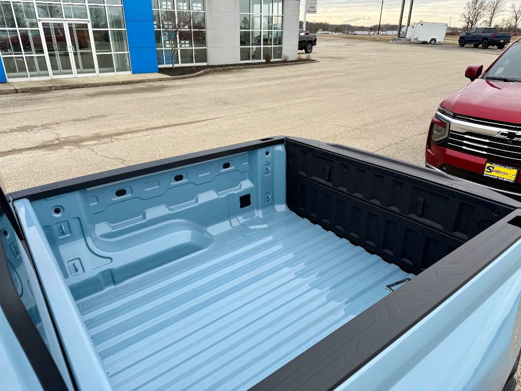 New 2025 Chevrolet Colorado W/T w/ WT Convenience Package II image 9