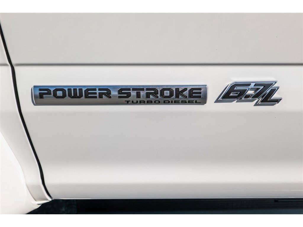 Used 2022 Ford F450 XLT w/ Camper Package image 5