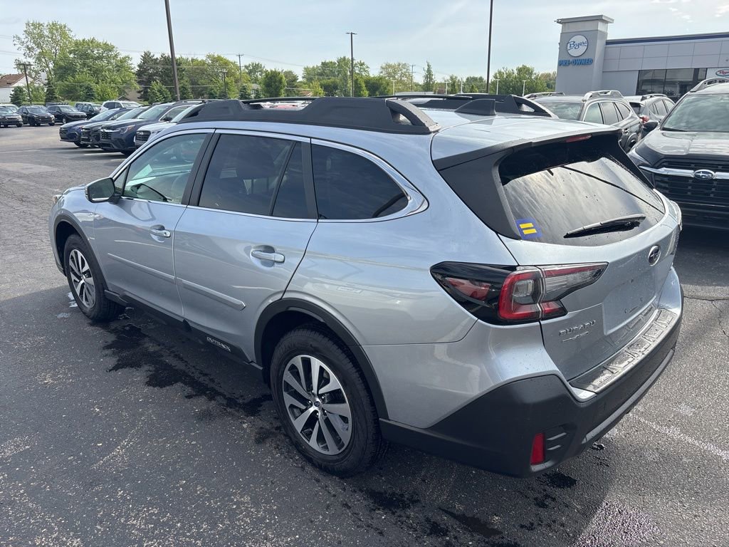 Used 2020 Subaru Outback Premium w/ Popular Package #1 AWD/4WD image 5