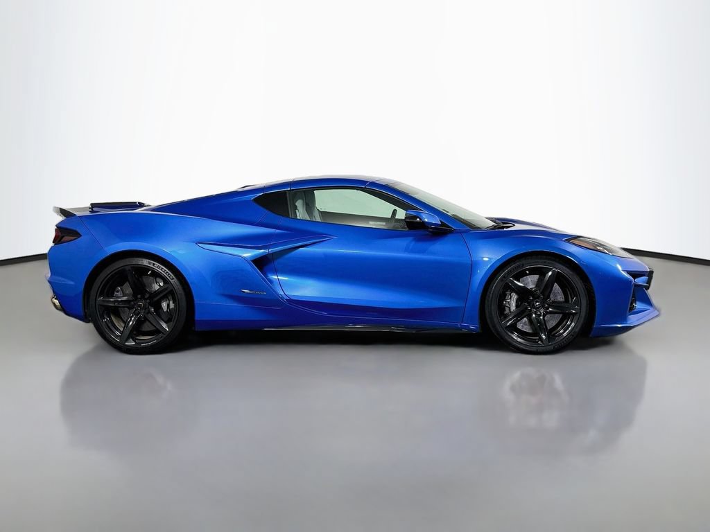 Used 2025 Chevrolet Corvette E-Ray w/ ZER Performance Package AWD/4WD image 8