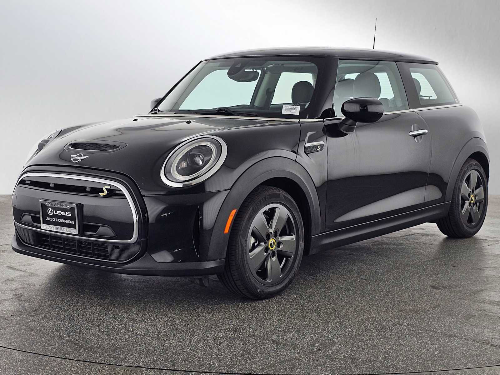 Used 2024 MINI Cooper SE FWD image 7