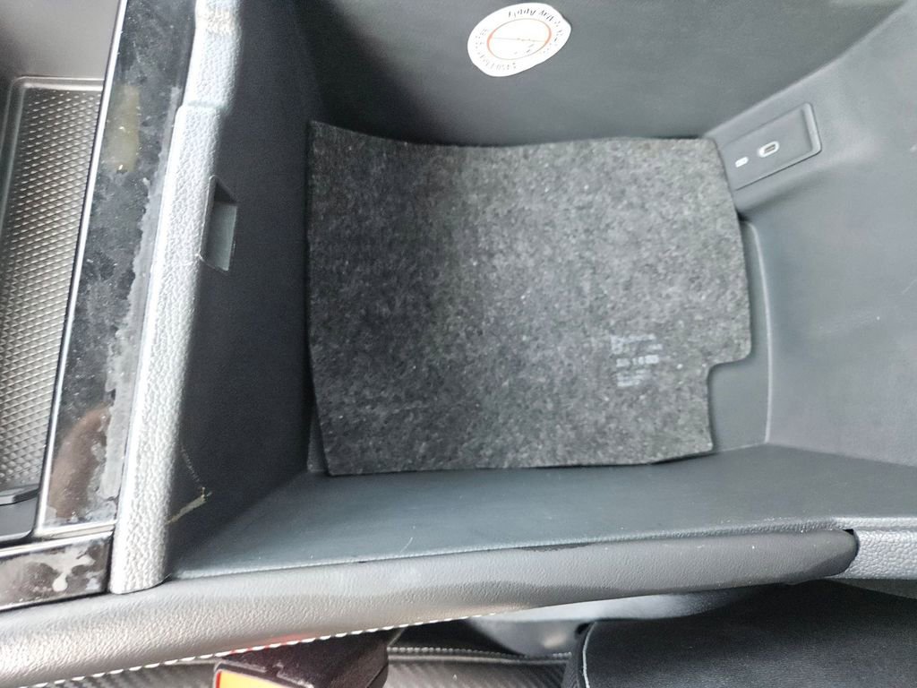 Used 2025 Volkswagen Atlas Cross Sport SE image 30