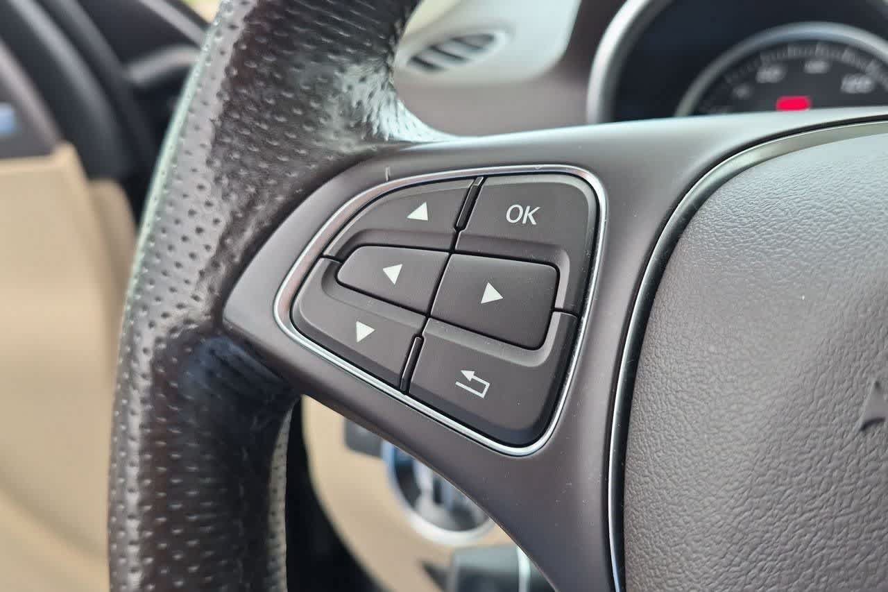 Used 2018 Mercedes-Benz GLE 350 4MATIC image 24