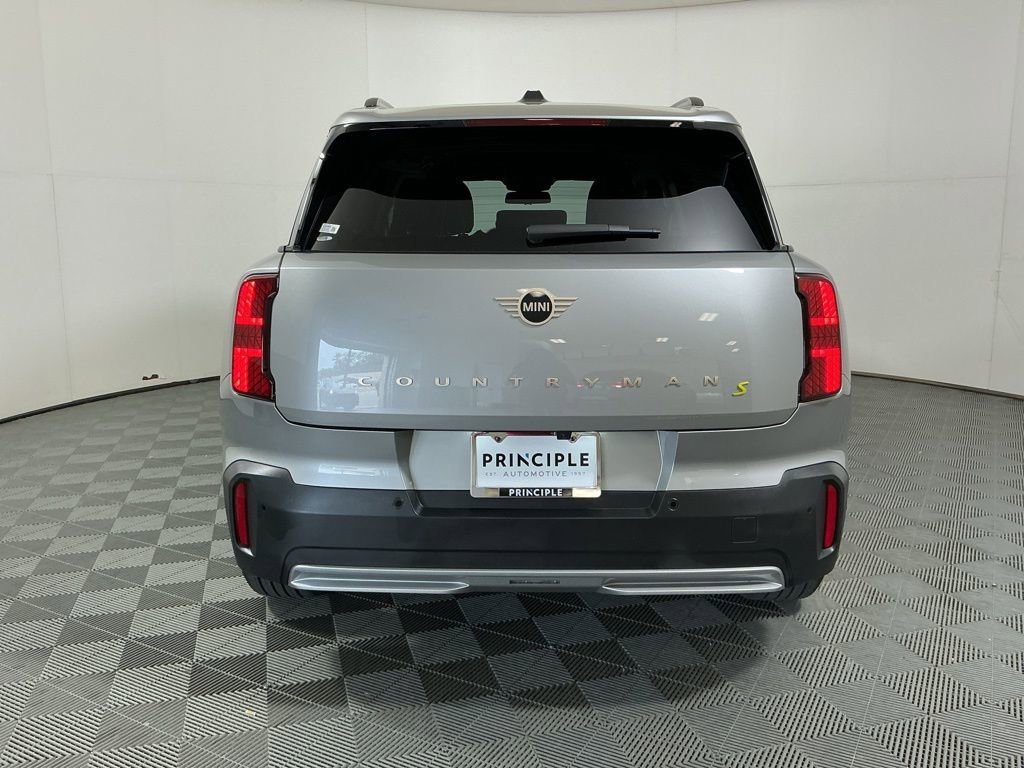 Certified 2025 MINI Cooper Countryman SE w/ Comfort Package Max AWD/4WD image 6