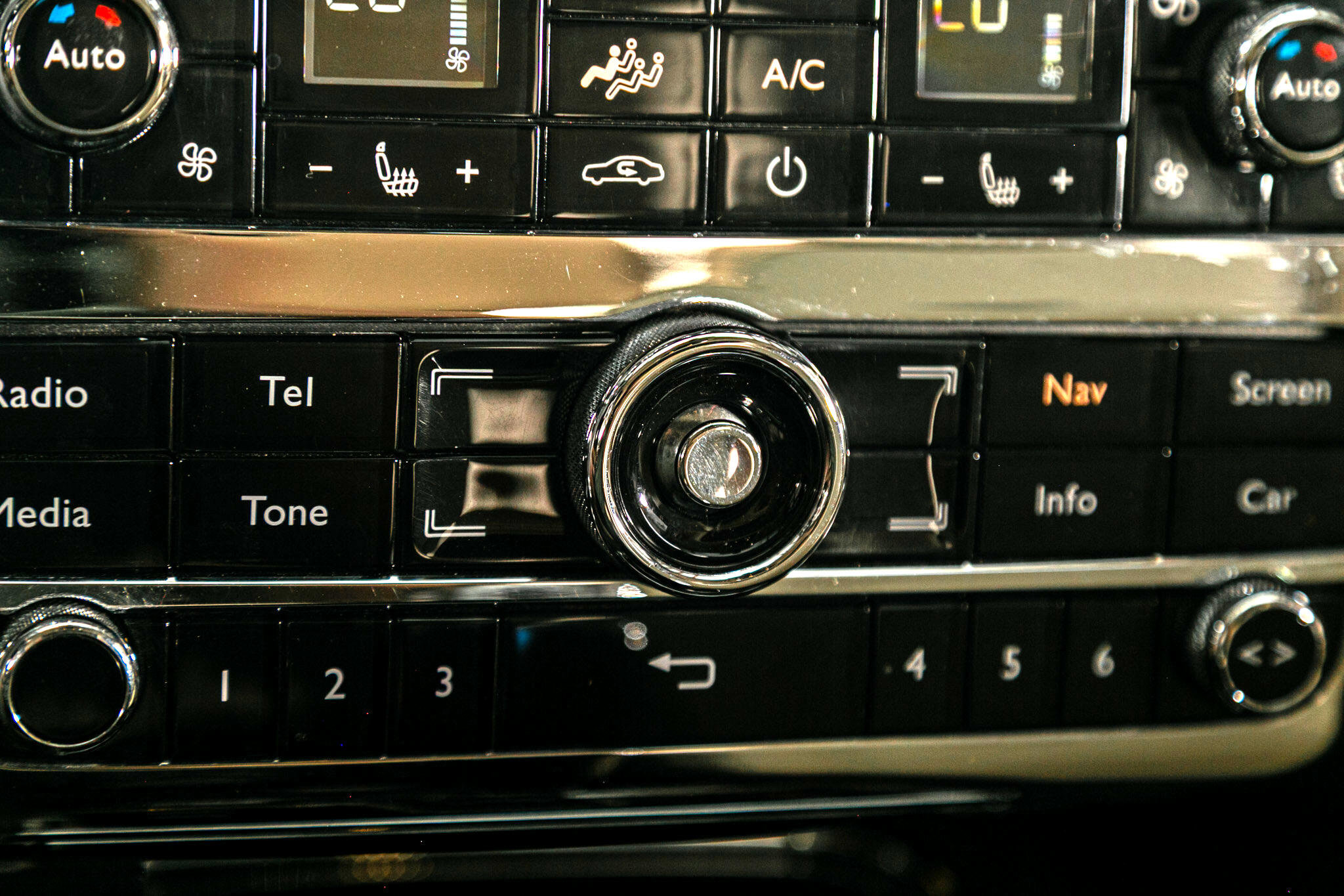 Used 2013 Bentley Mulsanne w/ Premiere Specification Pkg image 56