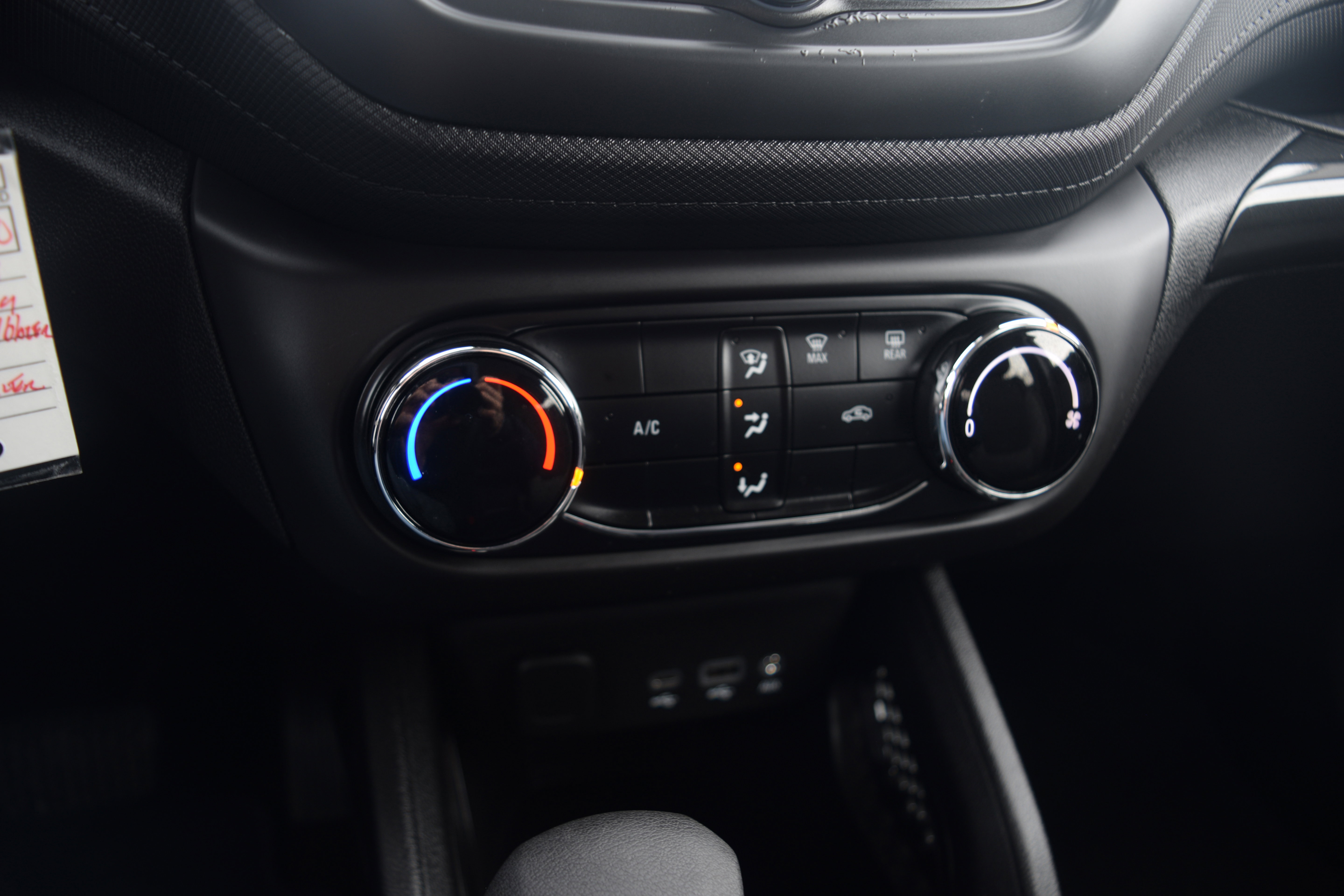 Used 2023 Chevrolet TrailBlazer LS image 11