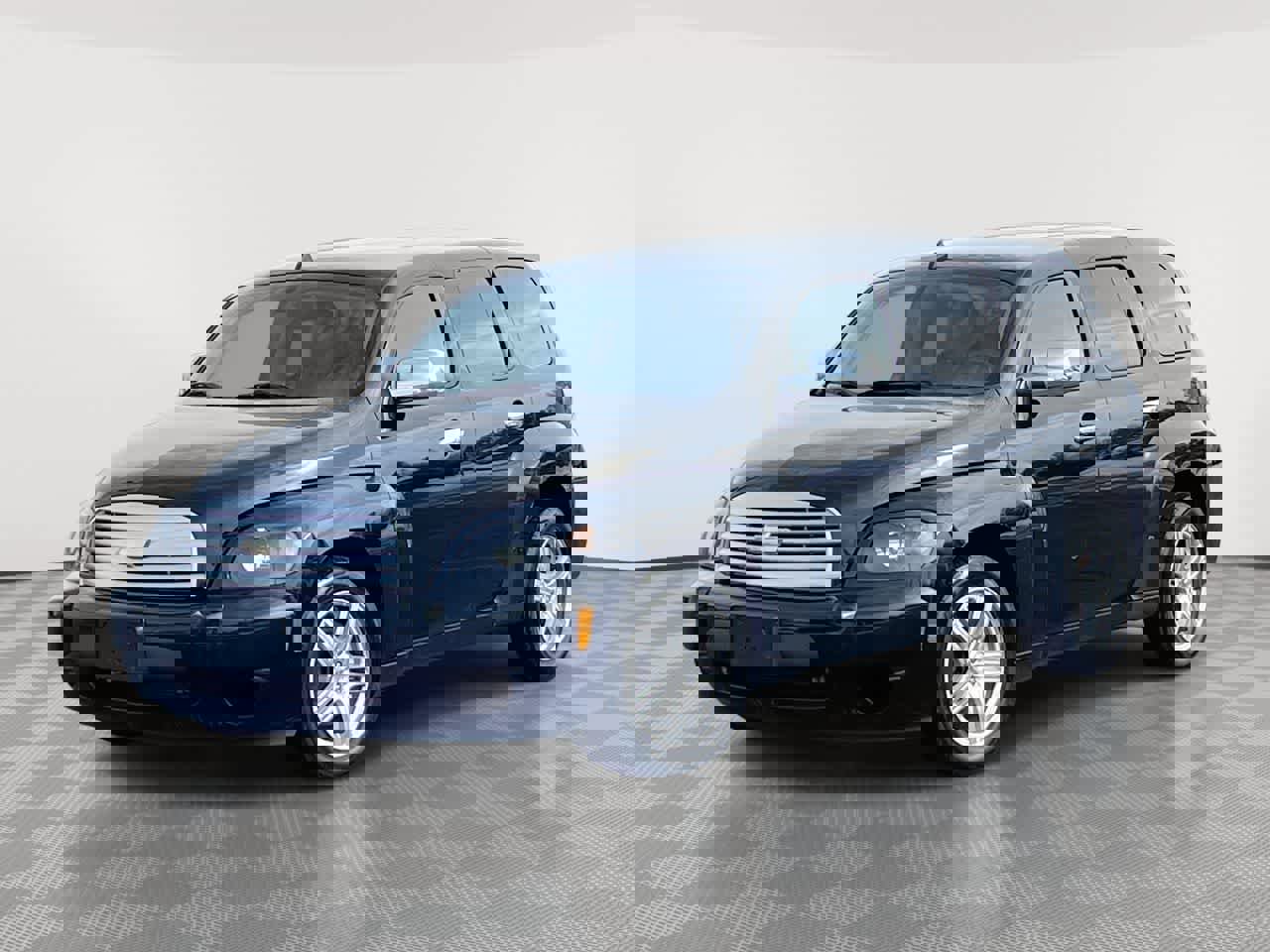 Used 2010 Chevrolet HHR LT video 1