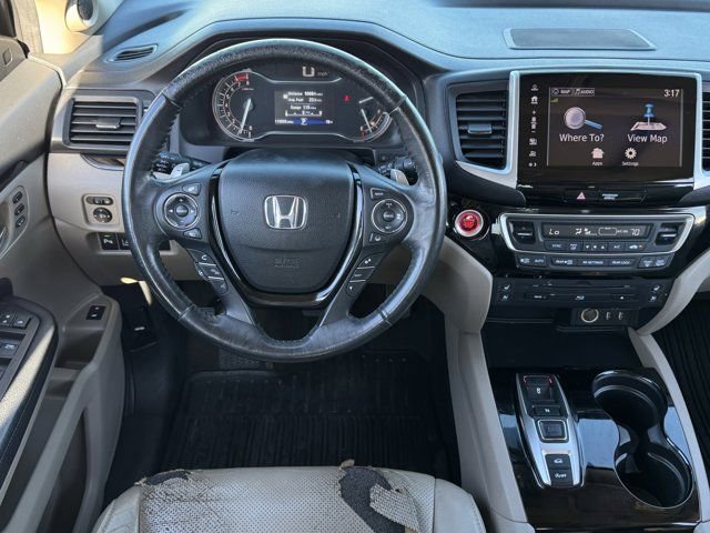 Used 2018 Honda Pilot Elite image 12