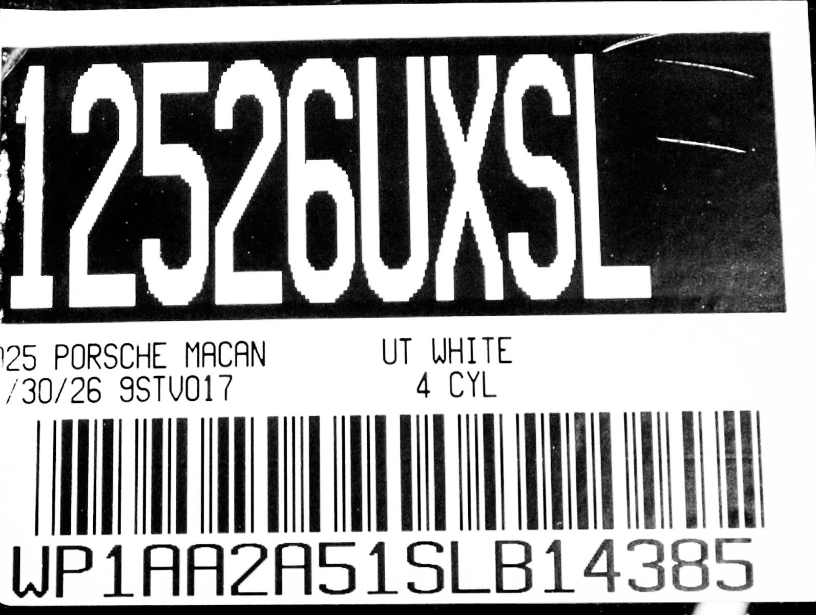 Certified 2025 Porsche Macan image 28