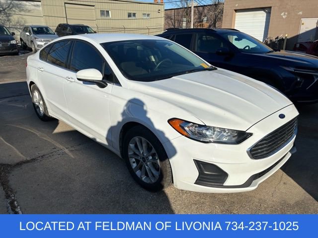 Used 2020 Ford Fusion SE image 4