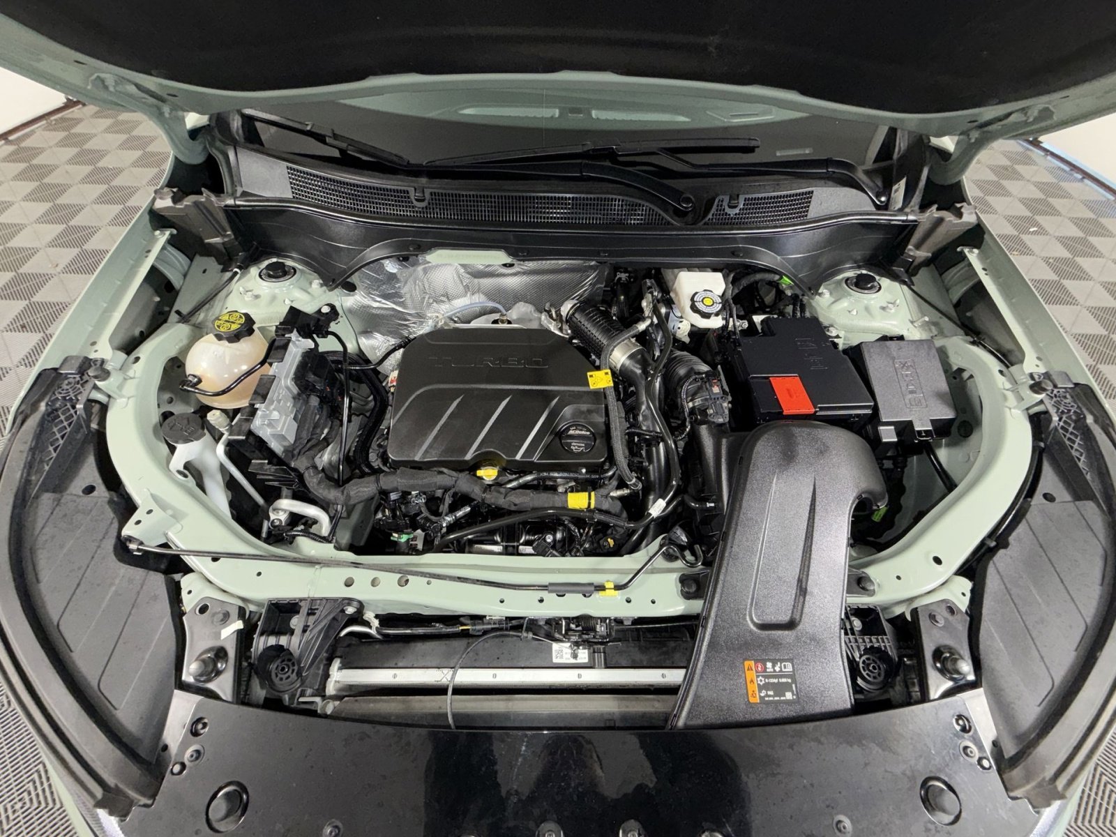 Used 2025 Chevrolet Trax ACTIV w/ Driver Confidence Package image 25