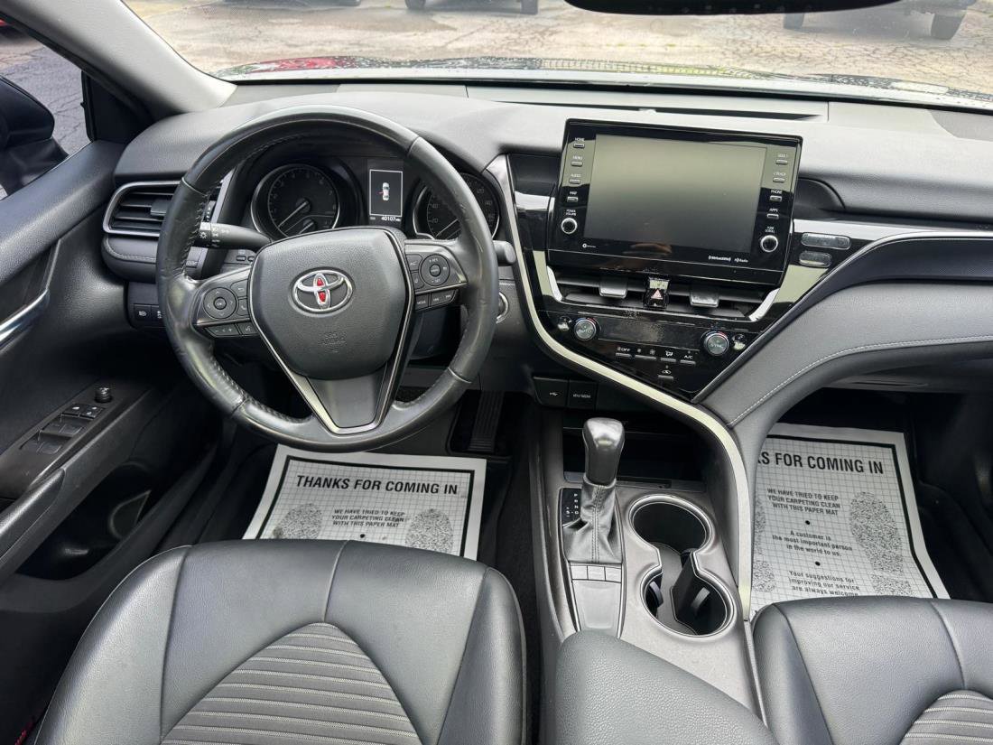 Used 2023 Toyota Camry SE w/ Audio Upgrade Package FWD image 12