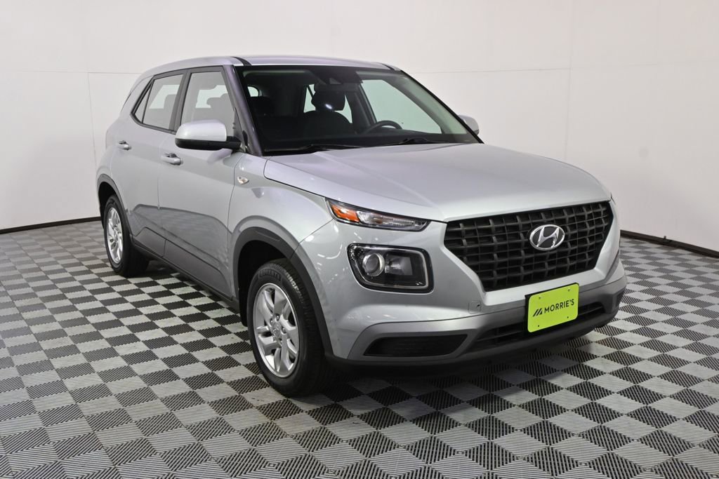 Used 2021 Hyundai Venue SE image 9