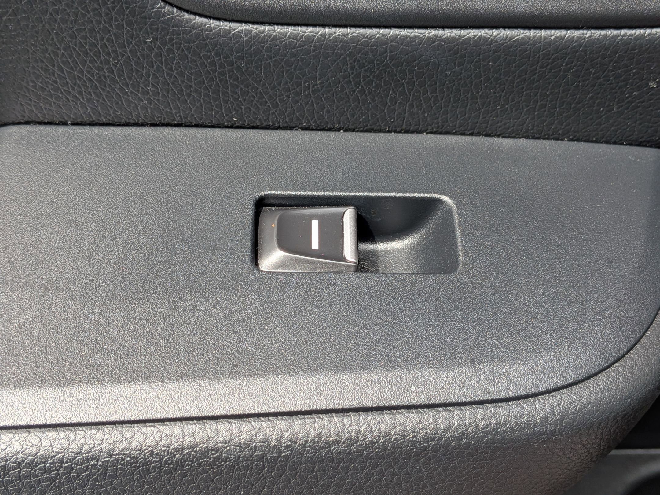 Used 2024 Honda Pilot Touring image 29