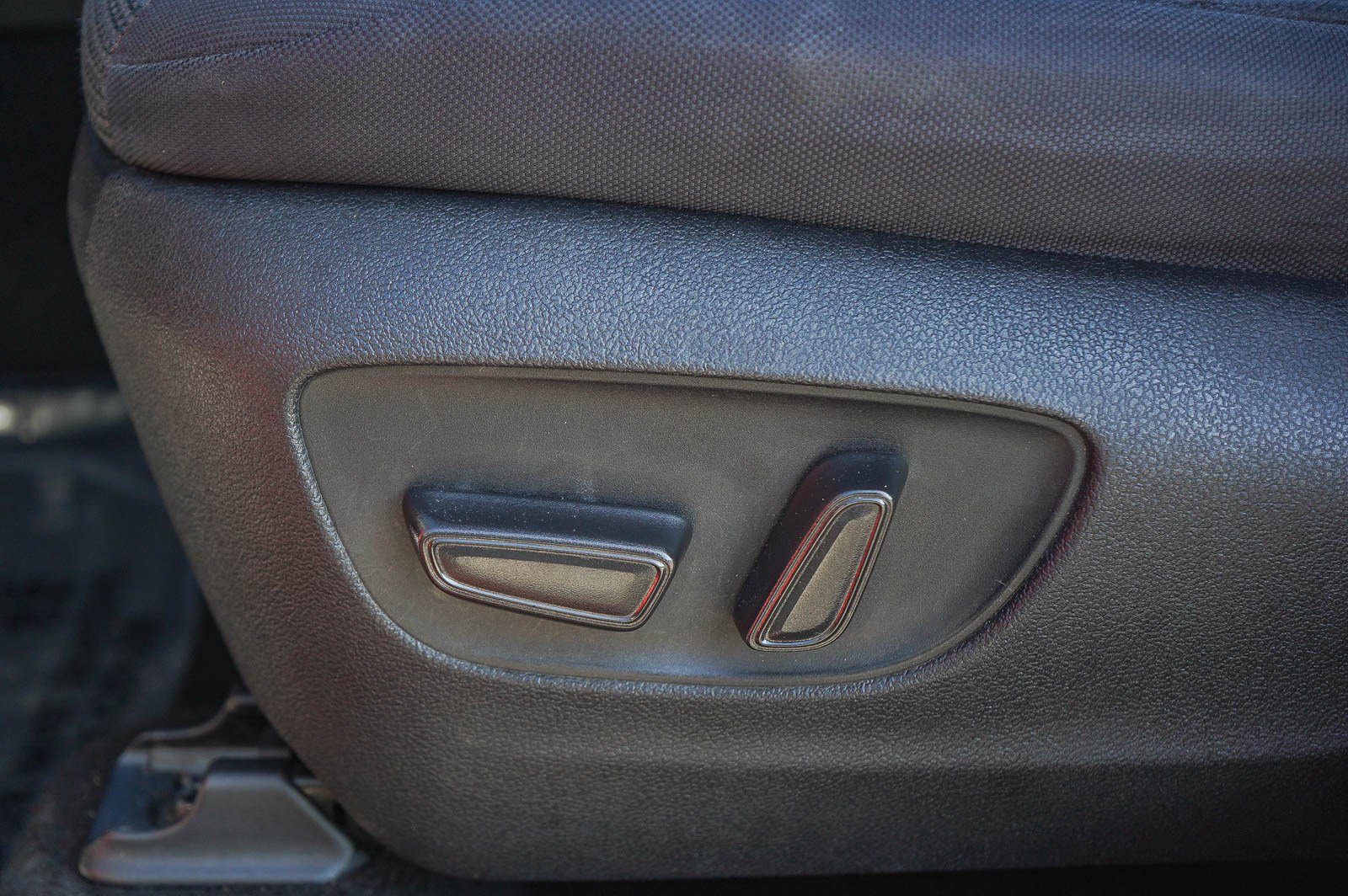 Used 2021 Toyota Highlander LE image 21