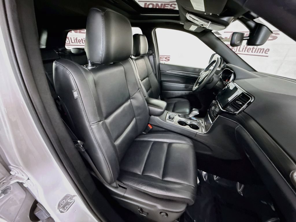 Used 2021 Jeep Grand Cherokee Limited AWD/4WD image 33