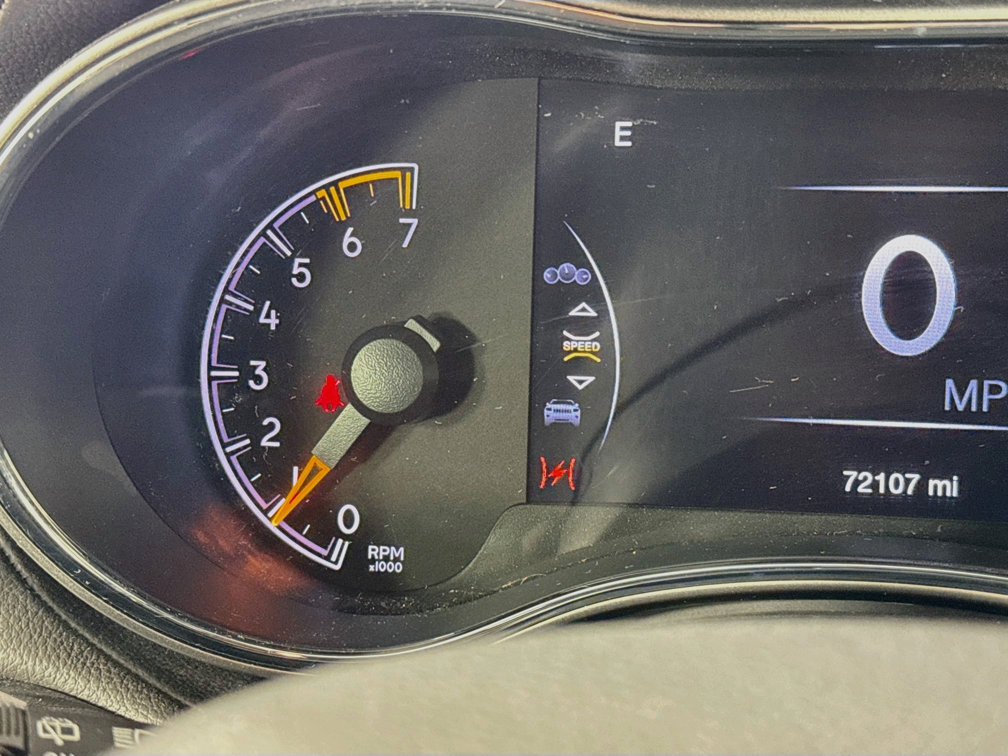 Used 2021 Jeep Grand Cherokee Overland AWD/4WD image 12