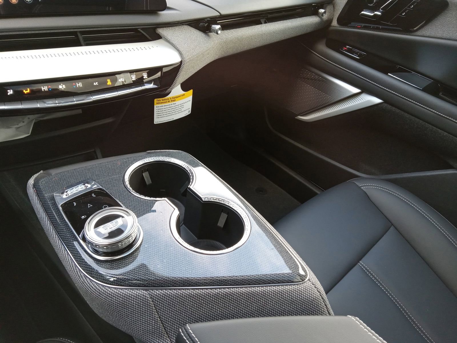 New 2026 Cadillac Optiq Sport 1 image 18