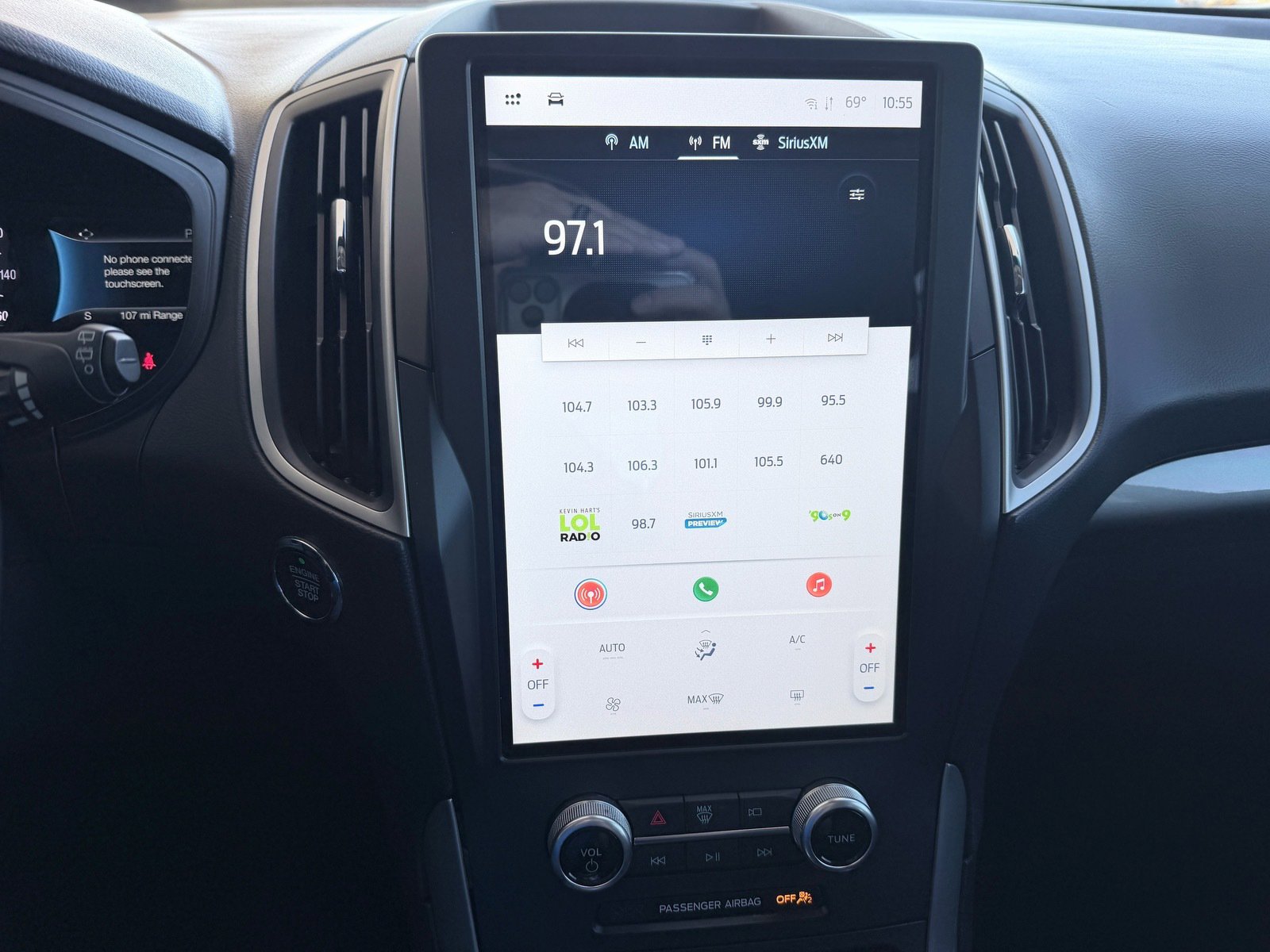 Used 2022 Ford Edge SE w/ Black Appearance Package image 10