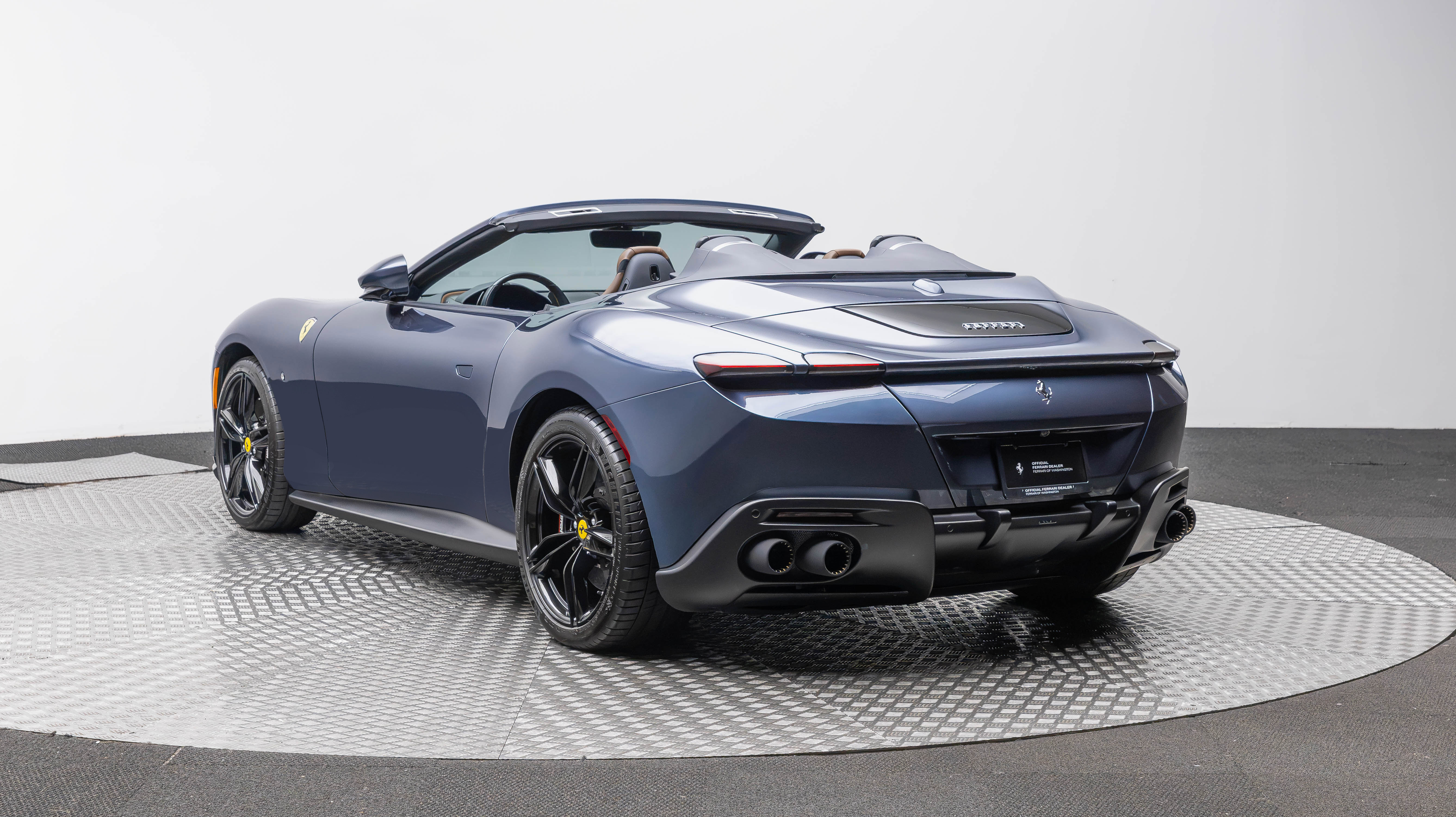 Certified 2024 Ferrari Roma Spider RWD image 3